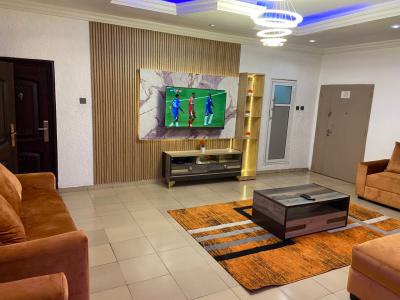 Beautiful 3 Bedrooms Apartment, Gra Phase 2, Magodo, Lagos, Flat / Apartment Short Let