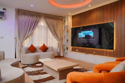 Cozy 3 Bed 3.5 Bath Terrace Duplex with Concierge Service, Opposite Nicon Town, Lekki, Lagos, House Short Let