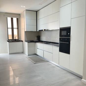 A Luxury 2 Bedroom Apartment with Swimming Pool and Gym