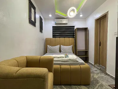 Dinero Ruby - Studio Apartment