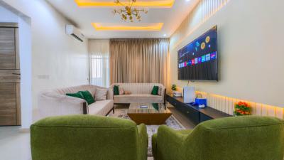 Three Bedrooms Apartment ( Parties Allowed), Off Freedom Way, Lekki Phase 1, Lekki, Lagos, Flat / Apartment Short Let