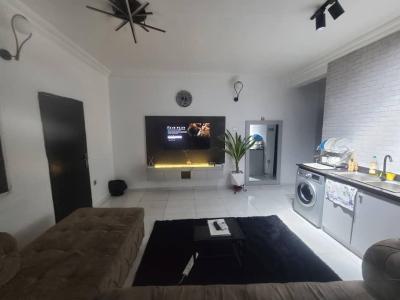 Spacious 1 Bedroom with Snooker Table, Ikeja Gra, Ikeja, Lagos, Flat / Apartment Short Let