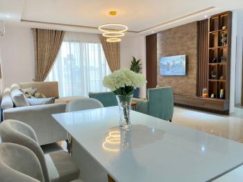2 Bedroom Apartment with Swimming Pool,  Rooftop Lounge,  Gym, Lekki Phase 1, Lekki, Lagos, Flat / Apartment Short Let
