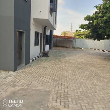 Luxury and Exquisitely Finished 2 Bedroom Flat in an Estate, Silvercrest Estate, Yaba, Lagos, Flat / Apartment for Rent