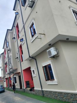 Magnificent 2 Bedroom Flat, 41, Hopevile Estate, Lekki Phase 2, Lekki, Lagos, Flat / Apartment for Rent