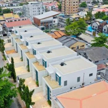 6 Bedrooms Detached with Bq, Victoria Island (vi), Lagos, Detached Duplex for Sale