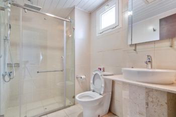 Luxury 3 Bedrooms Apartment in a Serene Environment