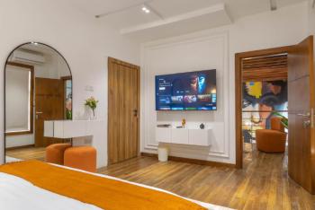 Luxurious 2 Bedrooms Loft for Couples and Families, Admiralty Way, Lekki Phase 1, Lekki, Lagos, Flat / Apartment Short Let