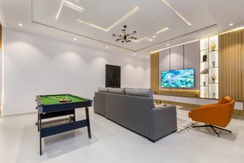 Luxurious One Bedroom Apartment with Ps 4,  Pool, Gym, Admiralty Way, Lekki Phase 1, Lekki, Lagos, Flat / Apartment Short Let