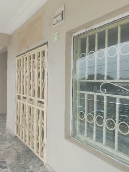 a 40sqms Office/shopspace (ensuite), Wuse 2, Abuja, Plaza / Complex / Mall for Rent