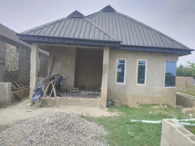 2 Bedrooms Bungalow, Oreta, Igbogbo, Ikorodu, Lagos, Detached Bungalow for Sale