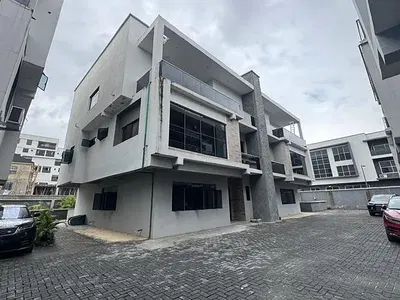 Luxury 5 Bedroom Semi-Detached Duplex with Swimming Pool and BQ