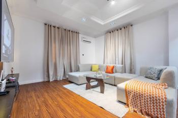 Luxury 3 Bedrooms, Off Admiralty, Lekki Phase 1, Lekki, Lagos, Flat / Apartment Short Let