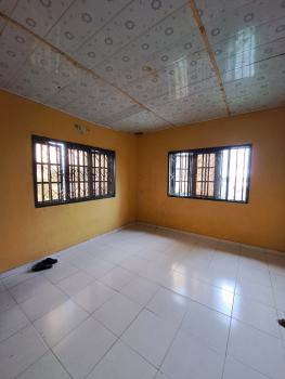 Spacious 3 Bedrooms Flat, Upstairs, Golf Road, Lakowe, Ibeju Lekki, Lagos, Flat / Apartment for Rent