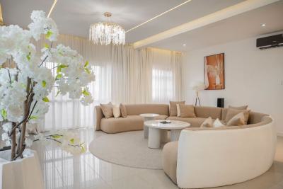 Luxurious Three Bedroom Apartment, Ikoyi, Lagos, Flat / Apartment Short Let