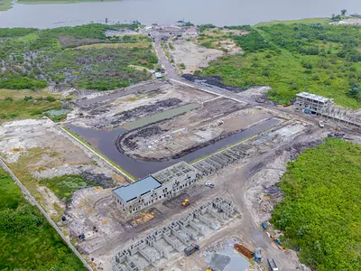 Waterfront Land Dedicated to Lush Greenery for Great Investors . — Ibeju Lekki, Lagos