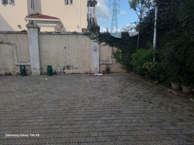 Distress 5 Bedroom Terrace Duplex — Wuye After Zartek., Wuye, Abuja
