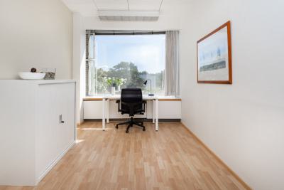 Private Office Space for 3 Persons in Regus Mansard Place, 927/928 Bishop Aboyade Cole Street, Victoria Island (vi), Lagos, Office Space for Rent