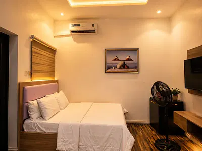 Studio Apartment with Car Hire