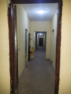 Fantastic One Bedroom Flat, Mushin, Lagos, Self Contain (single Rooms) for Rent