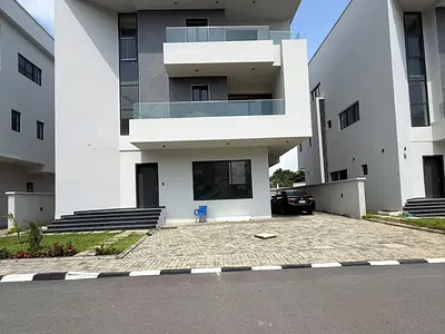 5 Bedroom Detached Duplex with BQ + Gym + Swimming Pool — Jabi, Abuja