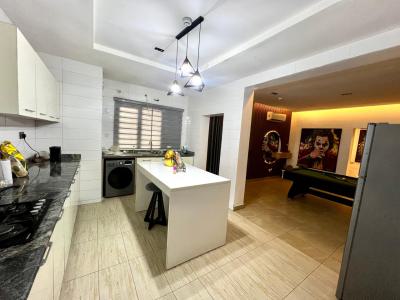 Unfurnished 3 Bedrooms Apartment  Fully Serviced, Oniru, Victoria Island (vi), Lagos, Flat / Apartment for Rent
