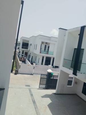 Luxury 4 Bedrooms Terrace, Orchid Road, Lekki, Lagos, Terraced Duplex for Sale