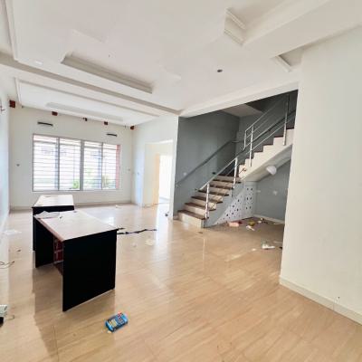 Spacious 4 Bedroom Terrace with Bq, Lekki Phase 1, Lekki, Lagos, Terraced Duplex for Rent
