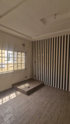 a Separated 2 Rooms with a Toilet, Emma Abimbola Cole Street, Lekki Phase 1, Lekki, Lagos, Plaza / Complex / Mall for Rent