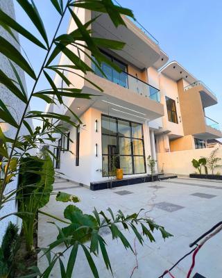 Four Bedroom Fully Detached Duplex with Swimming Pool, Ajah, Lagos, Detached Duplex for Sale