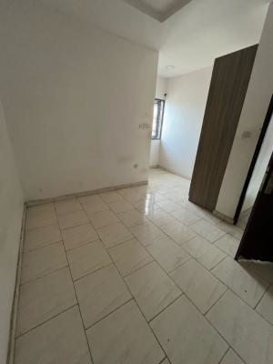 Upstairs Bedroom Inside a Shared Apartment, Buena Vista Estate Orchid Road, Lekki, Lagos, Self Contain (single Rooms) for Rent