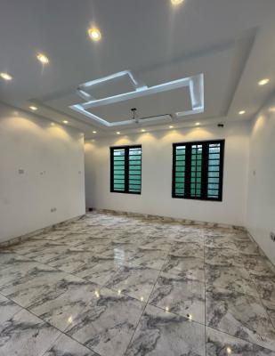 Distress 2-bedroom Apartment in a Block of Flat at Dideolu Estate, Ogba, Ikeja, Lagos, Flat / Apartment for Sale