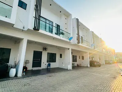 Luxuriously Furnished 4 Bedrooms Terraced Duplex Serviced Estate