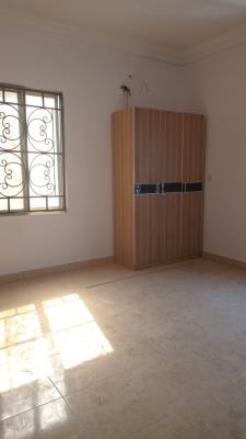 Room Upstairs (semi Master with Personal, Chevron Drive, Lekki, Lagos, Flat / Apartment for Rent