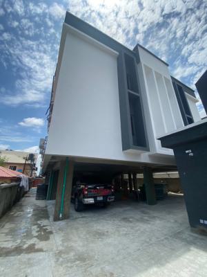 Newly Built 2 Bedroom Apartment, Lekki Phase 1, Lekki, Lagos, Flat / Apartment for Sale