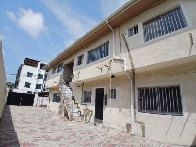 Serviced 3 Bedroom Apartment with a Room Bq, Osapa, Lekki, Lagos, Flat / Apartment for Rent