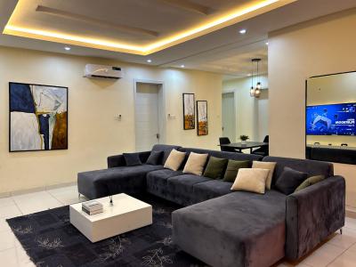 Exquisite 3-bedroom Apartment, Lekki, Lagos, Flat / Apartment Short Let