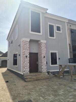 3 Bedrooms Semi Detached with a Bq, Asokoro District, Abuja, Semi-detached Duplex for Sale
