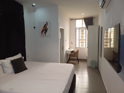 Fully Furnished 3 Bedroom Flat on The First Floor, Guzape District, Abuja, Flat / Apartment for Rent