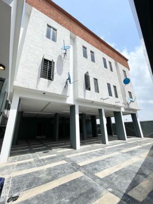 2 Bedroom Aparment, Lekki Phase One, Lekki, Lagos, Block of Flats for Sale