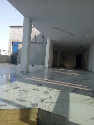150sqm with Open Roof Top Good for Lounge Office Etc, Lekki Phase 1, Lekki, Lagos, Plaza / Complex / Mall for Rent