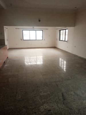 Extra Large 3bedroom Penthouse Large Sit Out, Right Hand Side, Lekki Phase 1, Lekki, Lagos, Flat / Apartment for Rent