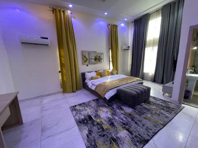 Luxury 4 Bedroom Terraced Apartment