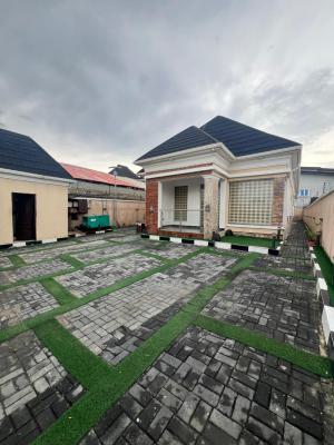 Fantastically Perched Well Maintained 5 Bedroom Fully Detached Bungalow, Sangotedo, Ajah, Lagos, Detached Bungalow for Sale