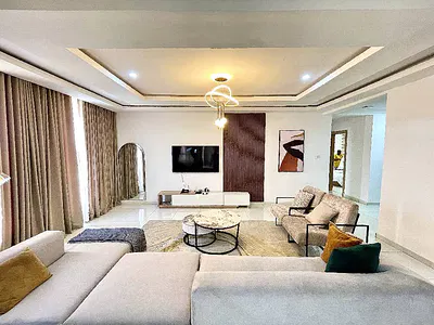 Lovely 2 Bedroom with Swimming Pool — Ikoyi, Lagos