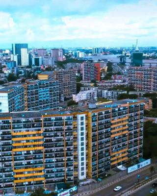 3 Bedrooms*: Spacious Bedrooms 2. *living and Dining Area*: Open-plan, 1004 Estate, Victoria Island (vi), Lagos, Flat / Apartment for Sale