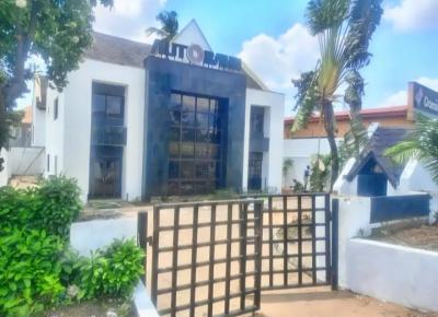 Commercial Building Comprises 3 Bedroom Detached + 2 Bedroom Building, Ikorodu Road, Maryland, Lagos, Commercial Property for Sale