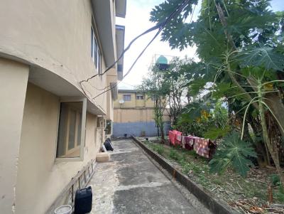 Demolishable 5 Bedrooms Duplex with 3 Bedroom Flat on 750sqm Land, Gra Phase 1, Magodo, Lagos, House for Sale