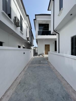 4bedroom Semi Detached Duplex, Osapa London, Osapa, Lekki, Lagos, Semi-detached Duplex for Sale