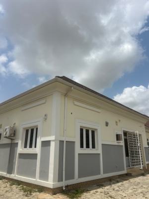 4 Bedroom Penthouse, Emmanuel Mbaka Road, Airport Road, Lugbe District, Abuja, Flat / Apartment for Rent